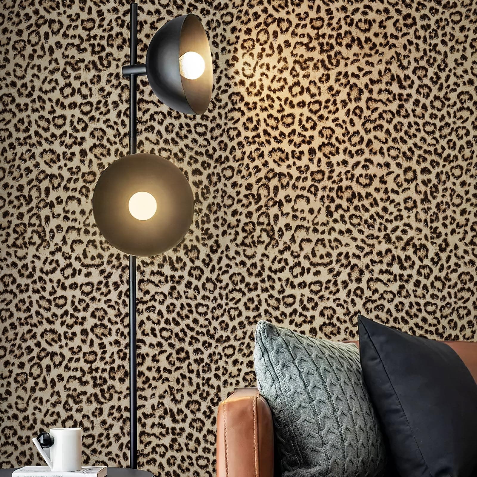 JiffDiff Leopard Print Peel and Stick Wallpaper